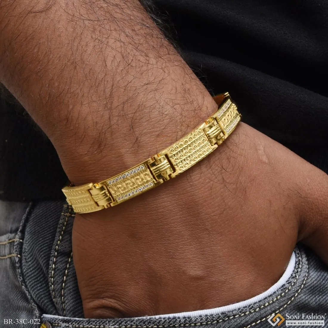 1 Gram Gold Plated Square with Diamond Sophisticated Design Bracelet - Style C022