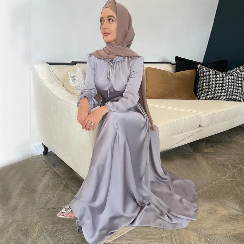 Elegant Golden Rose outfit for muslim Women