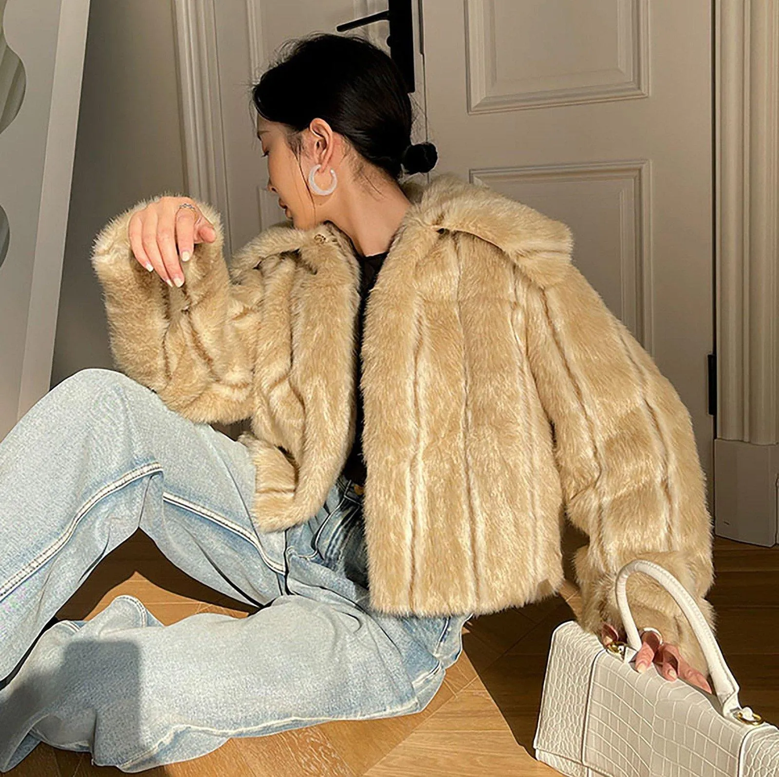 Jasmine Faux Fur Big Collar Short Coat