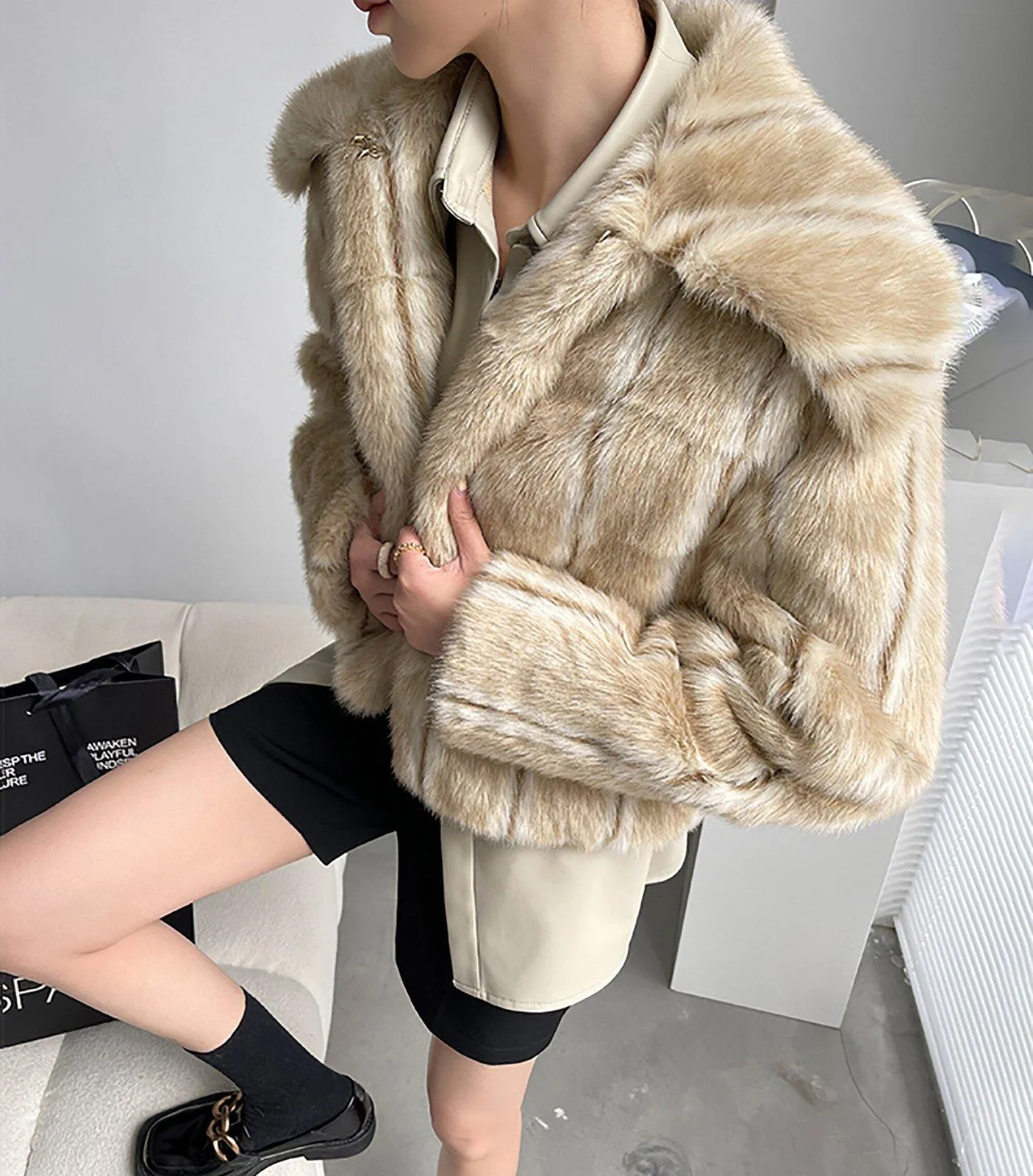 Jasmine Faux Fur Big Collar Short Coat