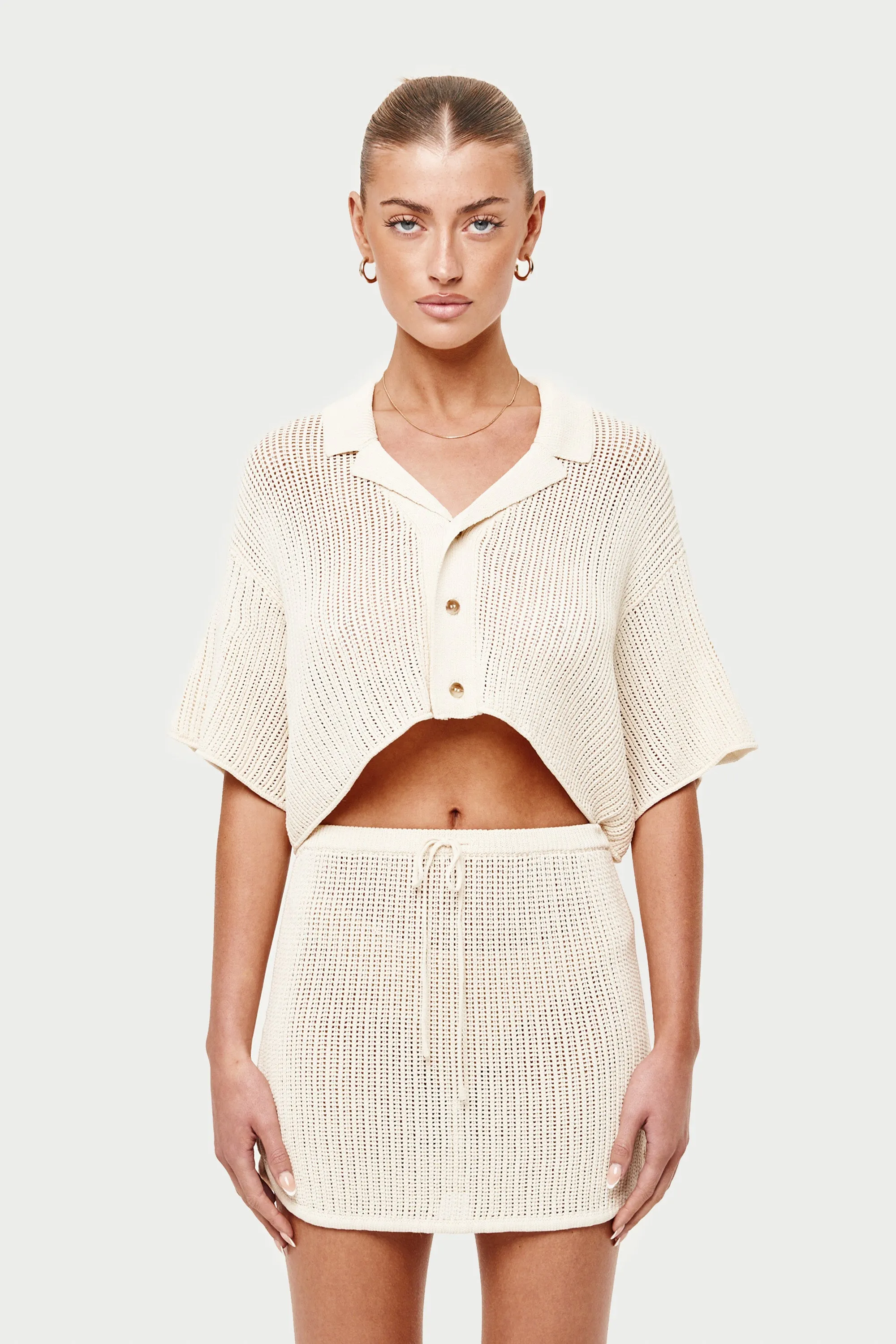 KNITTED TIE WAIST MICRO SKIRT - OFF WHITE