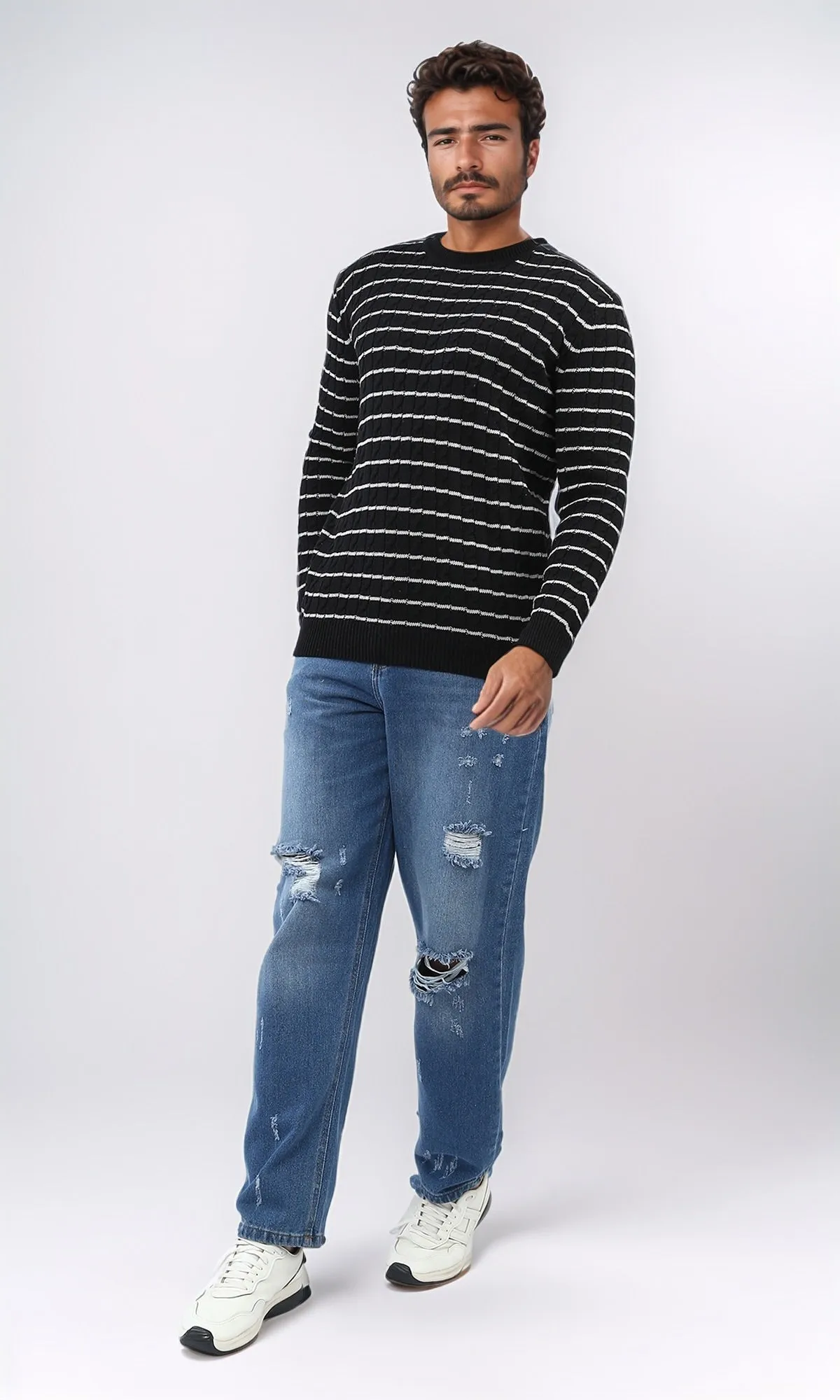 o201238 - Stripped Knitted Pullover - Black & White