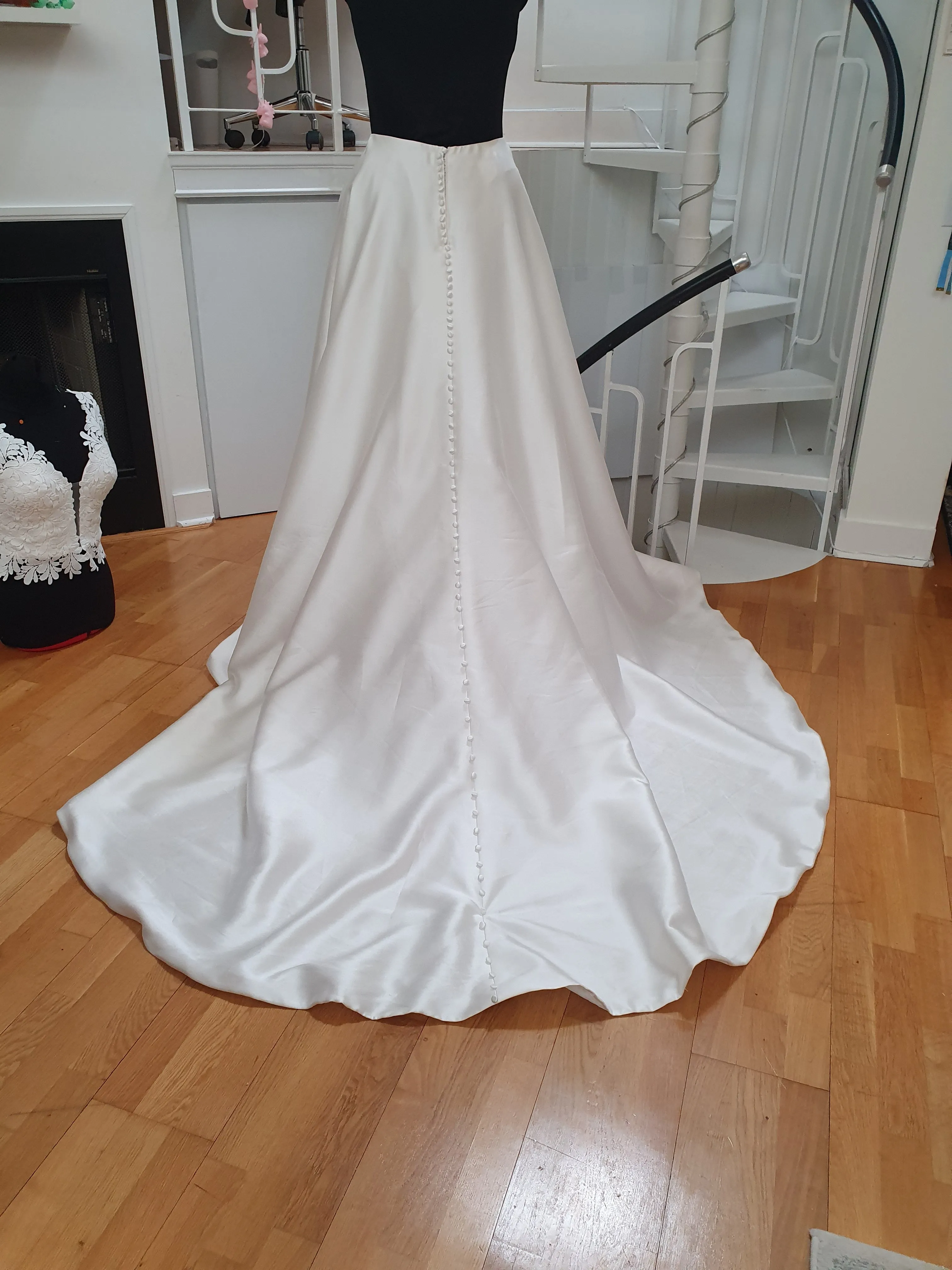 Skirt 113: EcoChic Bridal/Rebecca Ingram mikado skirt waist 31
