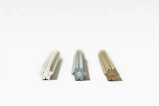 Snow Coloured Pencils with Sharpener
