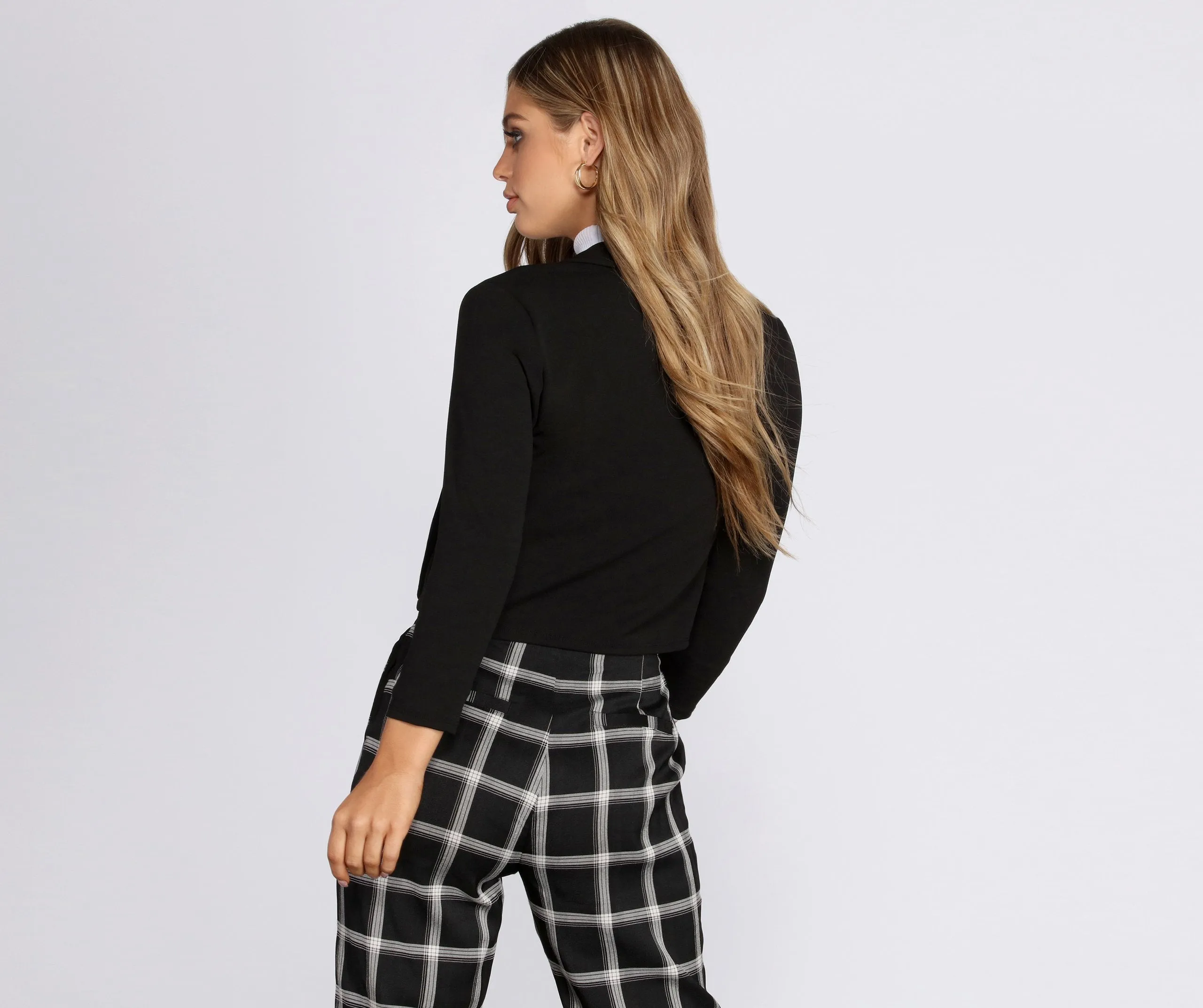 TastyHottie - Chic And Cropped Blazer