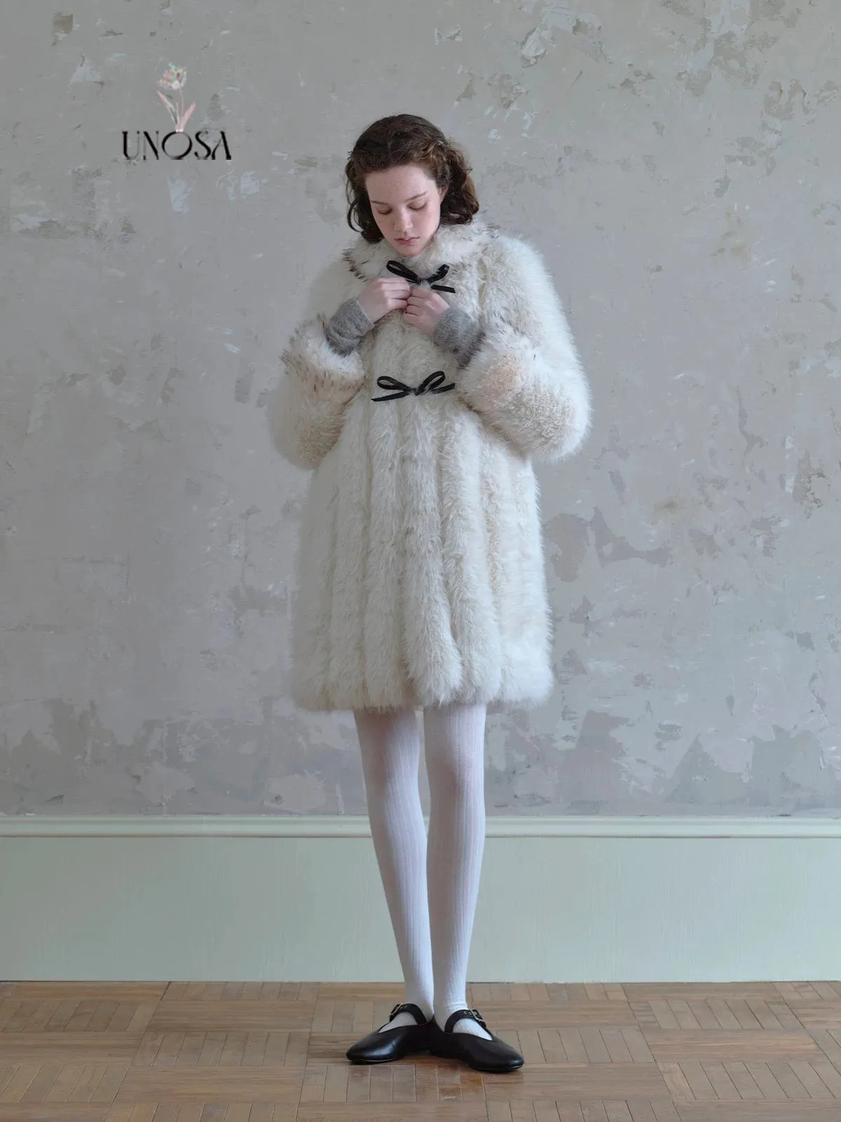 [UNOSA] Date with angels faux fur coat Christmas