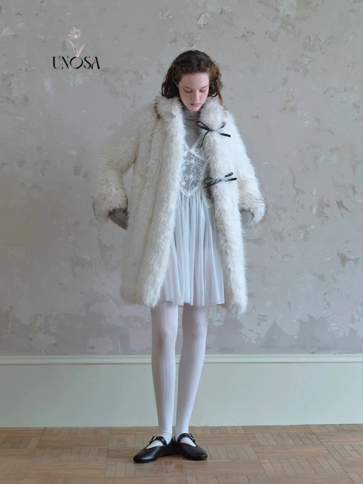[UNOSA] Date with angels faux fur coat Christmas