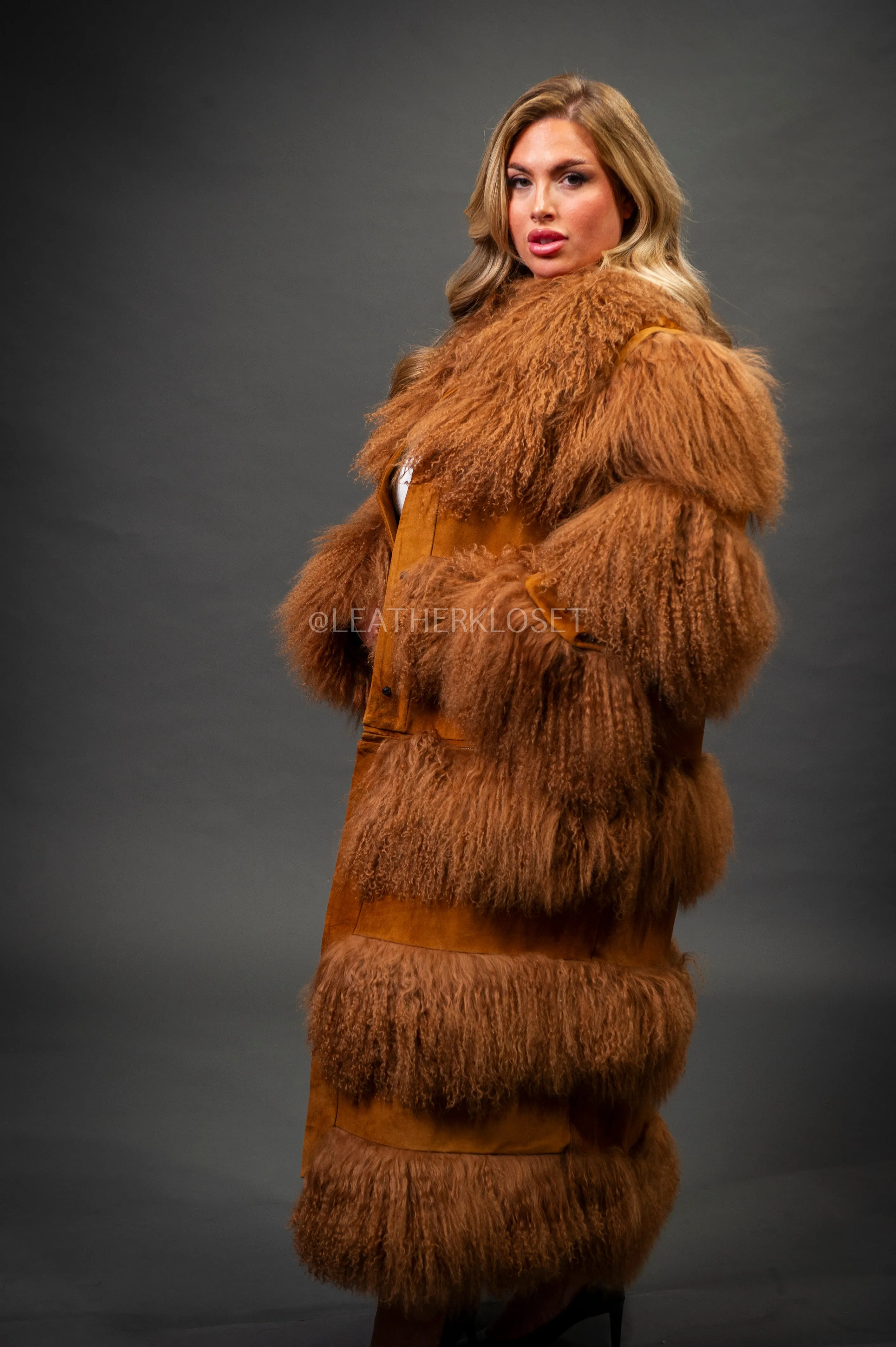 Women's Suede And Mongolian Lamb Fur Convertible Coat [Ginger]